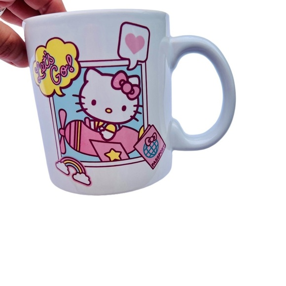 Hello Kitty Travel Inspired Ceramic Mug 20 oz - Picture 10 of 14